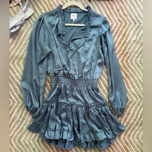 Blue Vintage dress with cinch at the waist
